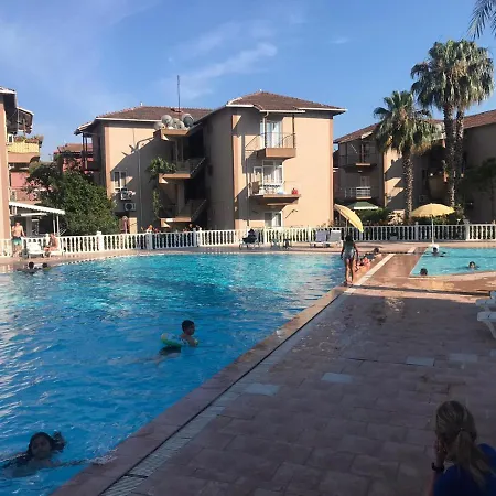 Palm Apartment *